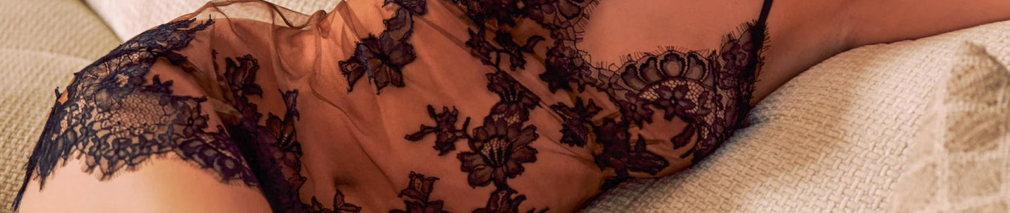 Pleasurements – Silk, Lace & Designer Elegance