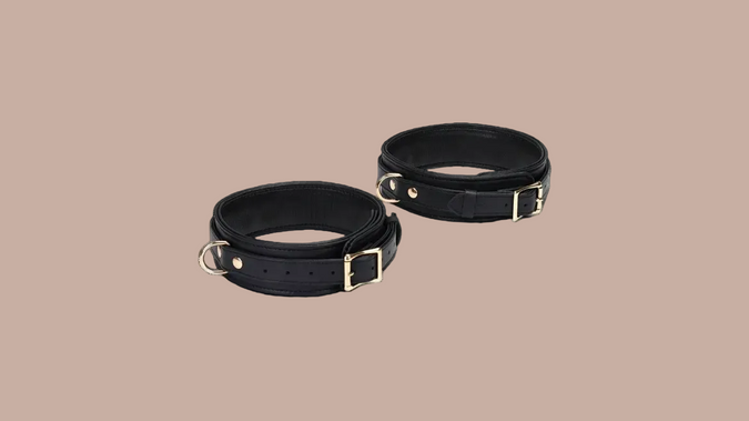 Liebe Seele Leather Thigh Cuffs – Dark Secret Black
