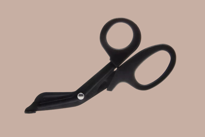 Liebe Seele Safety Scissors – Black