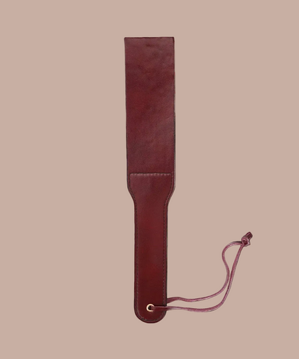 Liebe Seele Lederen Split Tawse Paddle – Wijnrood Liebe Seele Lederen Split Tawse Paddle – Wijnrood