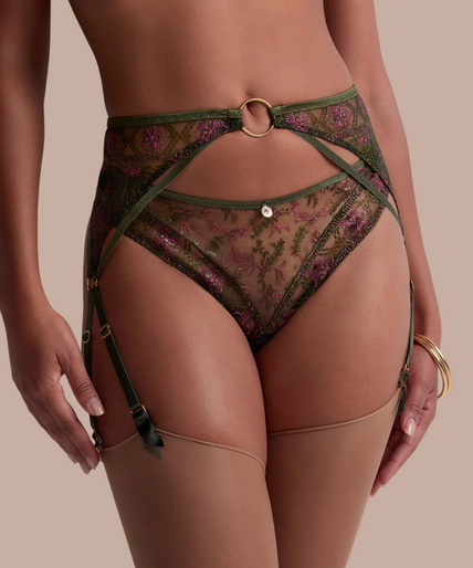 Aubade – Sounds of Heart Thong Dark Garden – 50%! Pleasurements Aubade Sounds of Heart jarretelgordel in Dark Garden met groen kant, lurex borduursel en gouden bedel.