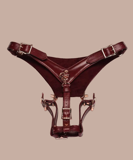 Liebe Seele Deluxe Lederen Gedwongen Orgasme Harnasriem - Wijnrood Liebe Seele Deluxe Lederen Gedwongen Orgasme Harnasriem - Wijnrood