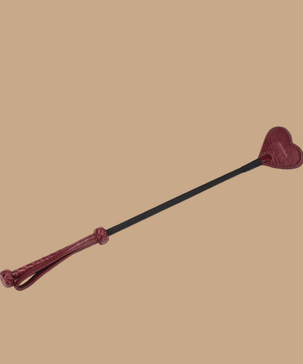 Liebe Seele Leather Riding Crop with Heart Tip – Wine Red Liebe Seele Leather Riding Crop with Heart Tip – Wine Red