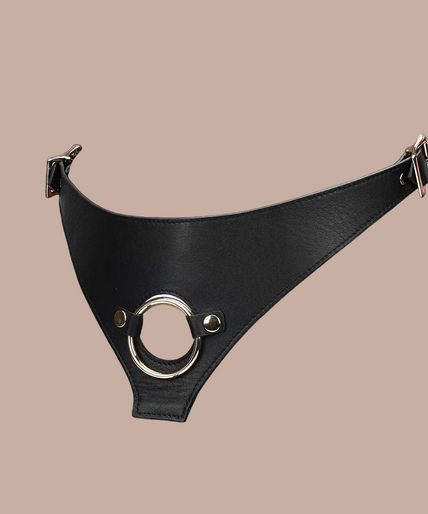 Liebe Seele Dark Secret Luxe Leren Strap-On Harnas – Zwart Liebe Seele Dark Secret Luxe Leren Strap-On Harnas – Zwart