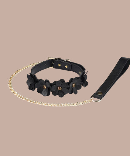 Liebe Seele – Flower Rhythm Leather Collar with Leash – Black Flowers – 40% Liebe Seele – Flower Rhythm Leather Collar with Leash – Black Flowers – 40%