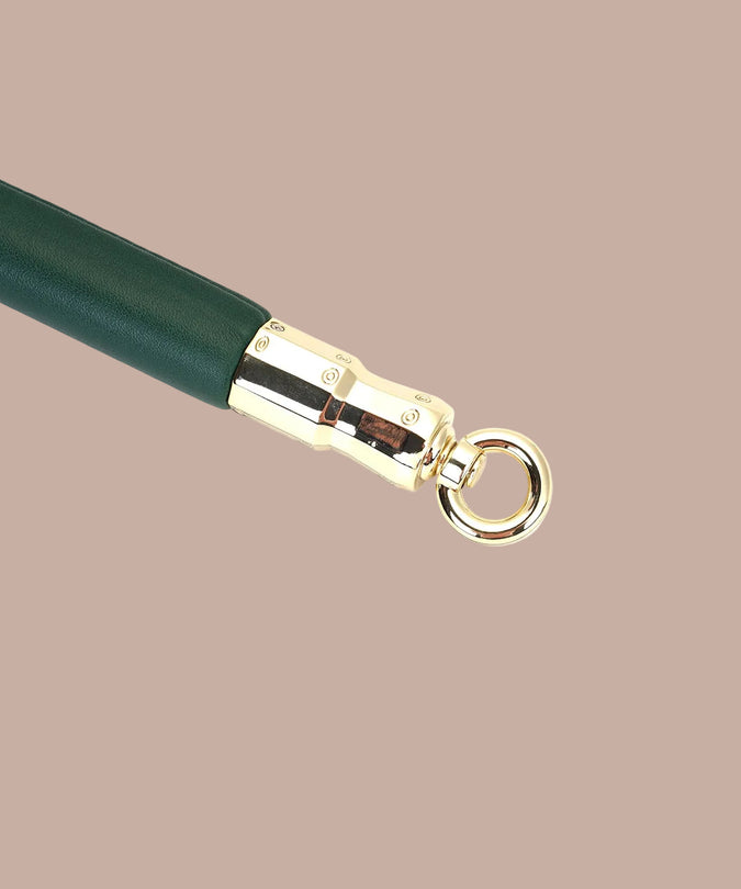 Liebe Seele Coated Spreader Bar van koeienleer – Mosgroen Chic