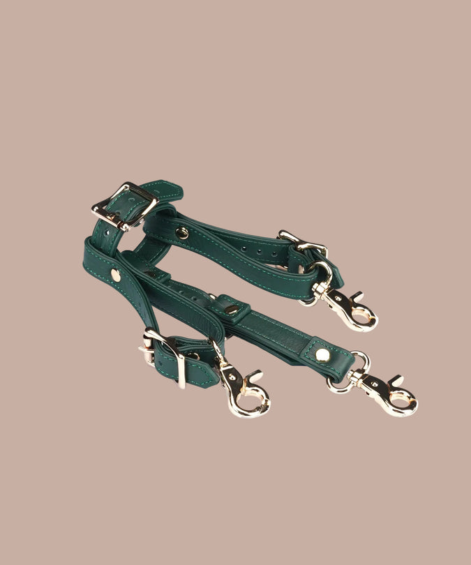 Liefdevolle Ziel Cow Leather Gedwongen Orgasme Strap-On Harnas – Mosgroen Chic