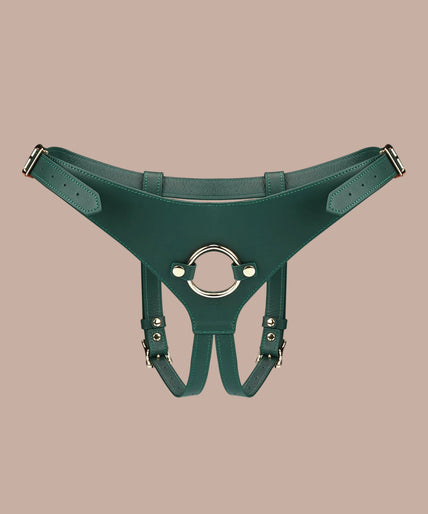 Lieve Ziel Deluxe Strap-On Harnas van Koeienleer – Mosgroen Chic Lieve Ziel Deluxe Strap-On Harnas van Koeienleer – Mosgroen Chic