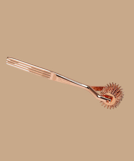 Liebe Seele X-Rose Five Row Wartenberg Pinwheel — Rose Gold Liebe Seele X-Rose Five Row Wartenberg Pinwheel — Rose Gold