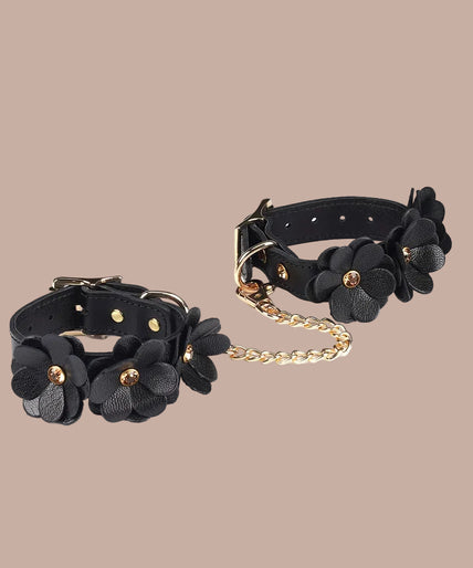 Liebe Seele – Flower Rhythm Leather Hand Cuffs – 40% Liebe Seele – Flower Rhythm Leather Hand Cuffs – 40%