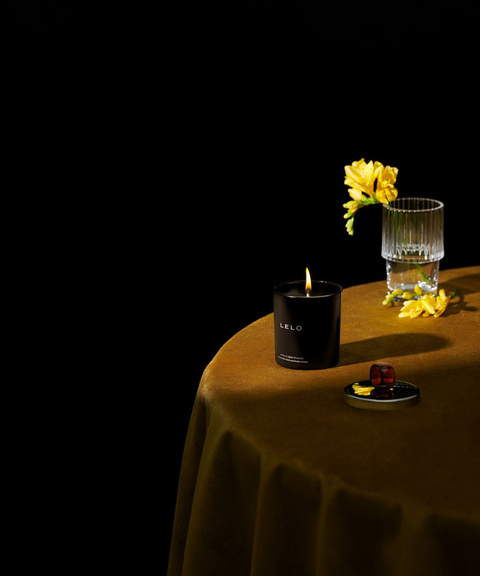 Plezier nummer 15 van LELO: Massage Kaars met vanille en cacao crème