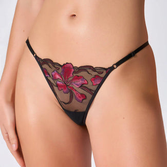 Atelier Amour – Dernier Frisson Thong - Black & Red Atelier Amour – Dernier Frisson Thong - Black & Red