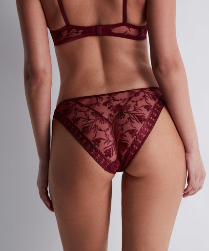 Aubade Magnetic Spell Italian Brief - Crimson Red Aubade Magnetic Spell Italian Brief in Crimson Red - Pleasurements