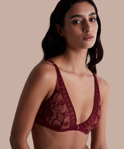 Aubade – Magnetic Spell Triangle Bra Crimson Red – 50%! Aubade Magnetic Spell Triangle Bra in Crimson Red - Pleasurements