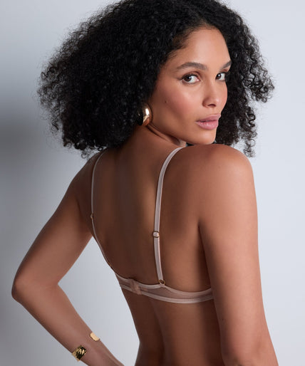 Aubade Sound of Heart Moulded Plunge Bra - Beige Aubade Sound of Heart Moulded Plunge Bra - Pleasurements