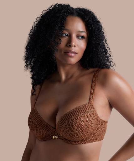 Aubade – Stardust Dream Moulded Push Up Bra Gold – 50%! Aubade Stardust Dream Moulded Push Up Bra in Amber Gold - Pleasurements