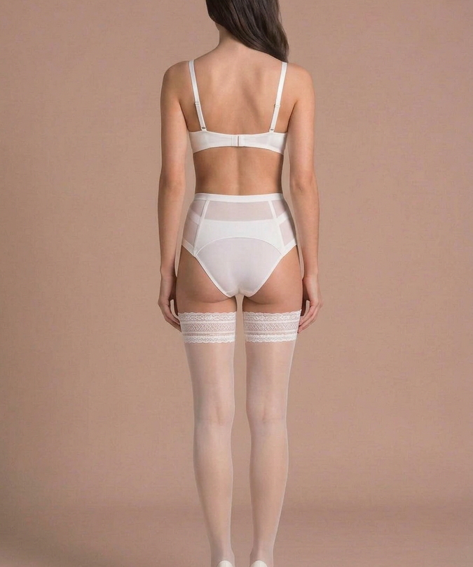Gabriella – In Love Hold Ups Caroline White