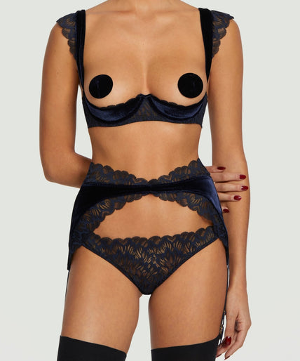 Azzurra Open Suspender Knicker Coco de Mer Azzurra Open Suspender Knicker - Pleasurements