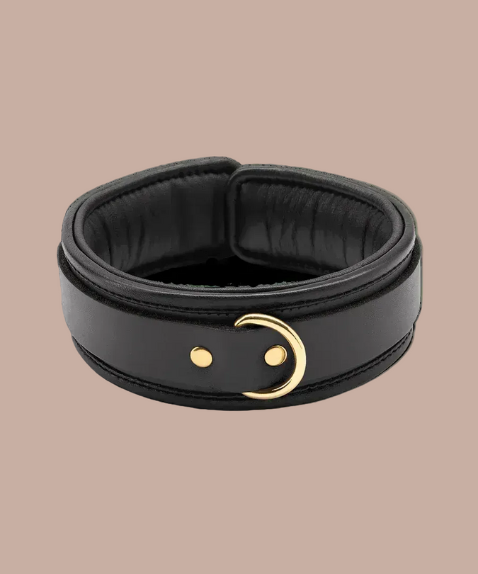 Coco de Mer – Black Leather Collar