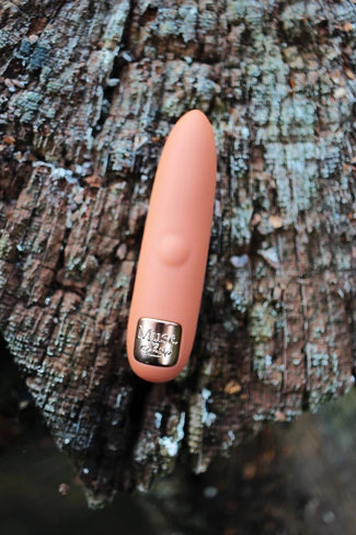 Coco de Mer Pleasure number 11 – The Bullet Coco de Mer Pleasure number 11 – The Bullet - Pleasurements