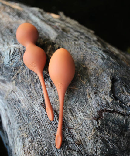 Coco de Mer Pleasure number 12 – The Pleasure Balls Coco de Mer Pleasure number 12 – The Pleasure Balls - Pleasurements