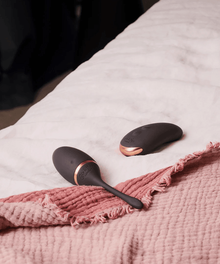 Coco de Mer Pleasure Number 4 – The Remote Egg Coco de Mer Pleasure Number 4 – The Remote Egg - Pleasurements