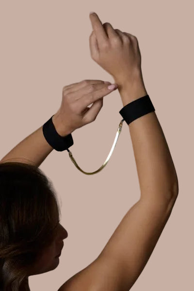 Maison Close – Tapage Nocturne Jewelry Handcuffs Black
