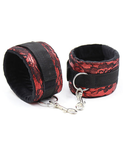 OHMAMA FETISH - VELVET HANDCUFFS WITH NYLON TAPE OHMAMA FETISH - VELVET HANDCUFFS WITH NYLON TAPE