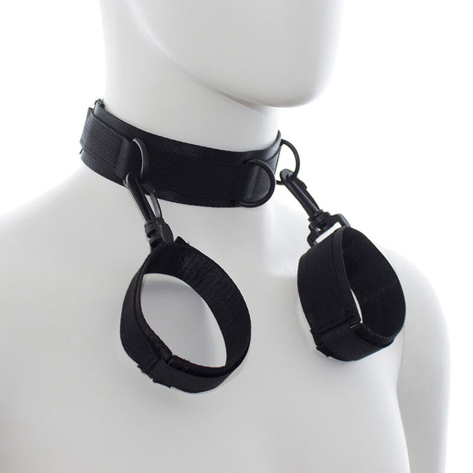 OHMAMA FETISH - NYLON HANDBOEIEN EN HALSBAND