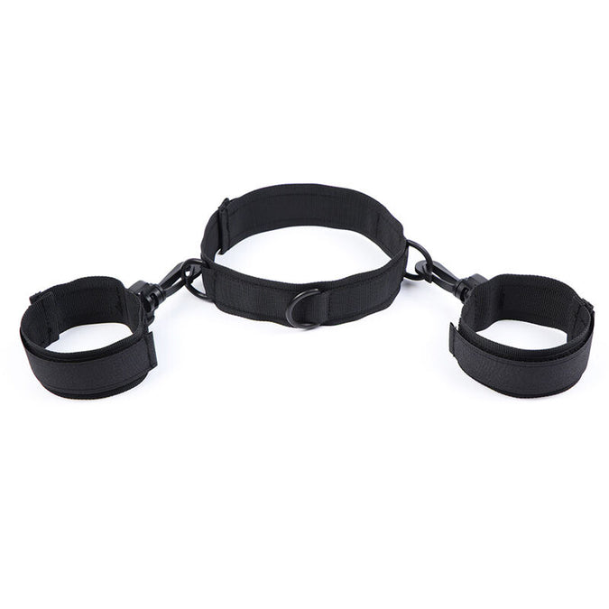 OHMAMA FETISH - NYLON HANDBOEIEN EN HALSBAND