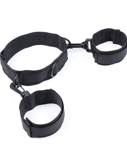 OHMAMA FETISH - NYLON HANDCUFFS AND COLLAR OHMAMA FETISH - NYLON HANDCUFFS AND COLLAR