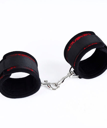 OHMAMA FETISH - SCANDAL Wrist Handcuffs OHMAMA FETISH - SCANDAL Wrist Handcuffs