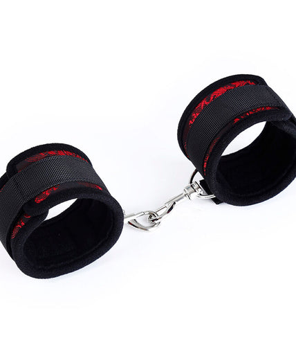 OHMAMA FETISH - SCANDAL Wrist Handcuffs OHMAMA FETISH - SCANDAL Wrist Handcuffs