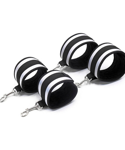 OHMAMA FETISH - GREY WRIST CUFFS OHMAMA FETISH - GREY WRIST CUFFS