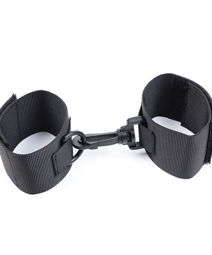 OHMAMA FETISH - NYLON WRIST RESTRAINTS OHMAMA FETISH - NYLON WRIST RESTRAINTS