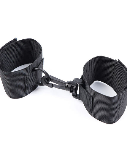 OHMAMA FETISH - NYLON WRIST RESTRAINTS OHMAMA FETISH - NYLON WRIST RESTRAINTS