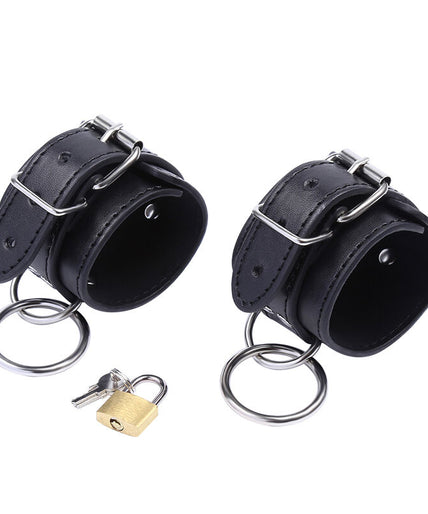 OHMAMA FETISH - O-RING LOCKED WRIST RESTRAINTS OHMAMA FETISH - O-RING LOCKED WRIST RESTRAINTS