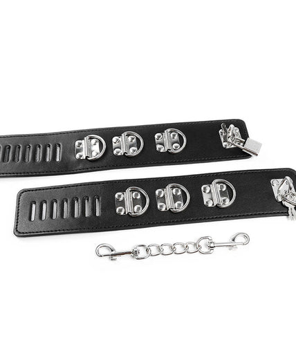 OHMAMA FETISH - HASP-STYLE ANKLE RESTRAINTS OHMAMA FETISH - HASP-STYLE ANKLE RESTRAINTS