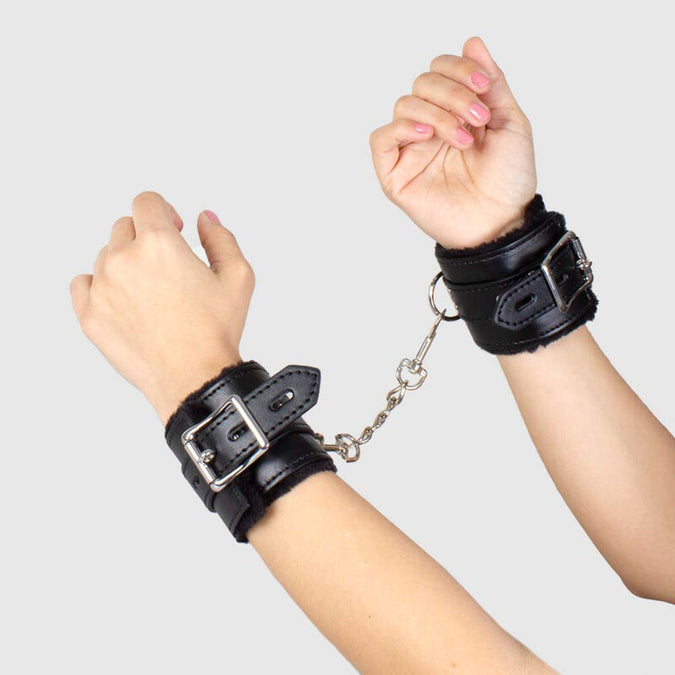 Secretplay – Black Bondage Handcuffs Bdsm Collection