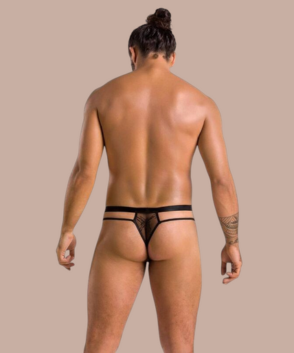 Passion Men – 029 Collin Thong Black | Premium Men’s Underwear Pleasurements Passion 029 Collin zwarte herentang met minimalistisch design en sensuele pasvorm