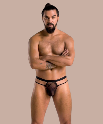 Passion Men – 029 Collin Thong Black | Premium Men’s Underwear Pleasurements Passion 029 Collin zwarte herentang met minimalistisch design en sensuele pasvorm