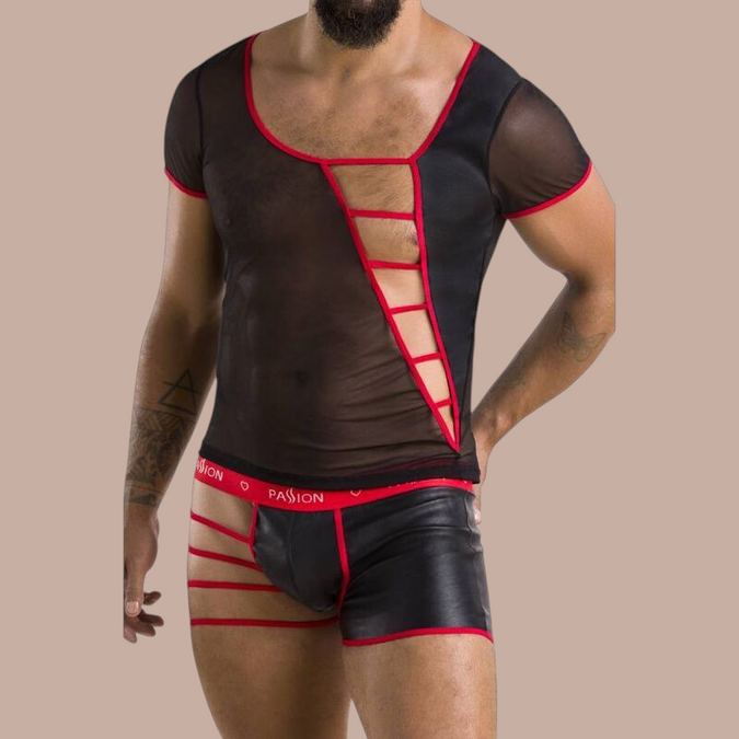 Pleasurements Passion 055 Set Mark zwart herenondergoed met mesh top en lederlook shorts met rode accenten