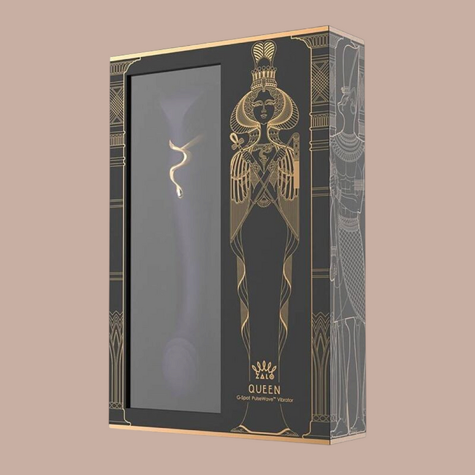 Pleasurements Zalo Queen G-spot vibrator in paarse siliconen verpakt in een luxe doos met Egyptische gouden details.
