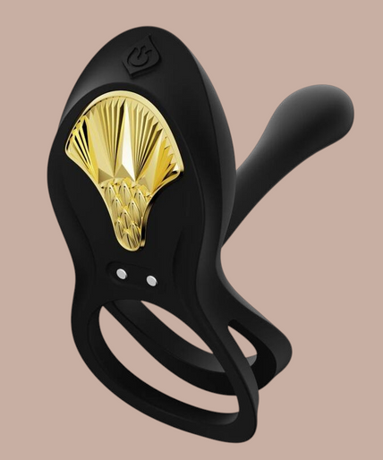 Zalo – Bayek Vibrerende Koppelring Zwart Pleasurements Zalo Bayek zwarte siliconen vibrerende koppelring met gouden Egyptisch geïnspireerd detail