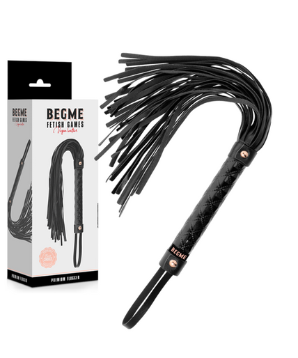 BEGME - BLACK EDITION VEGAN LEATHER FLOGGER BEGME - BLACK EDITION VEGAN LEATHER FLOGGER