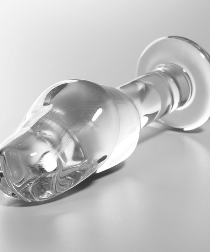 NEBULA SERIES BY IBIZA - MODEL 6 ANAL PLUG BOROSILICATE GLASS CLEAR 12.5 CM -O- 4 CM NEBULA SERIES BY IBIZA - MODEL 6 ANAL PLUG BOROSILICATE GLASS CLEAR 12.5 CM -O- 4 CM
