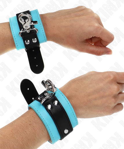 KINK - PREMIUM LOCKABLE WRIST RESTRAINTS BLACK / BLUE ADJUSTABLE 21-28 CM X 5.5 CM KINK - PREMIUM LOCKABLE WRIST RESTRAINTS BLACK / BLUE ADJUSTABLE 21-28 CM X 5.5 CM