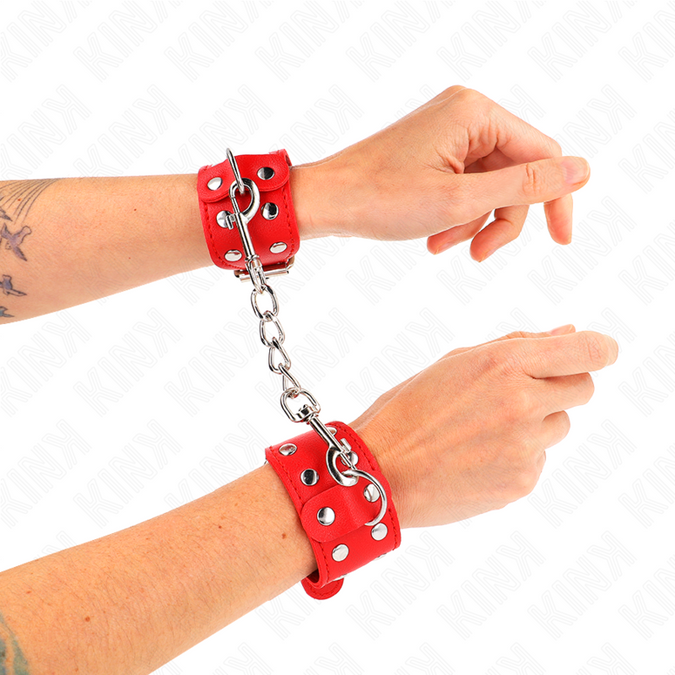 Kink – Wristbands With Double Line Of Adjustable Studs Red