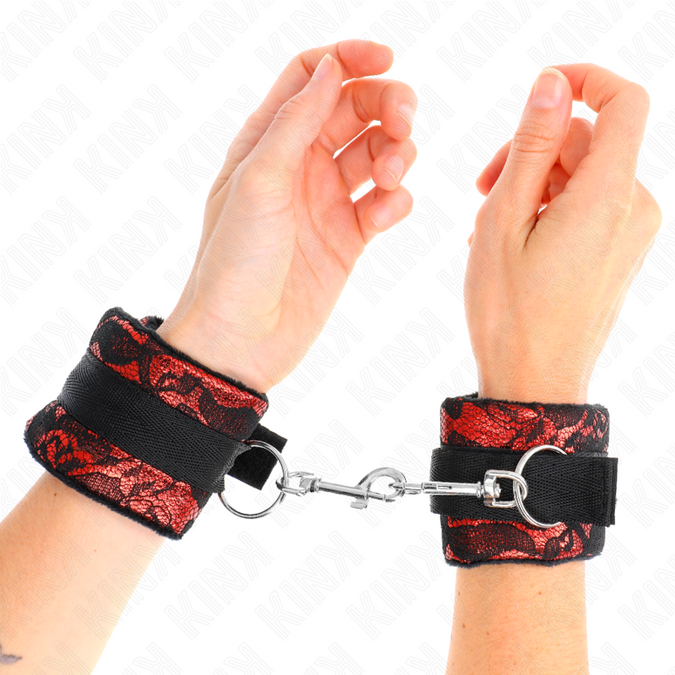 KINK – KORTE FLUWELEN KANTEN POLSBANDEN EN NYLON BIND ROOD/ZWART 23 X 6,5 CM
