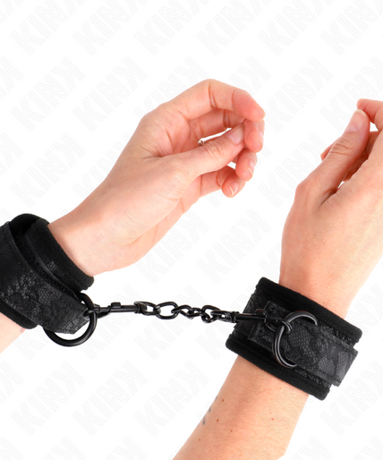 KINK - DARK LACE COVERED WRIST CUFFS NEOPRENE ADJUSTABLE BLACK 20-29 CM X 5 CM KINK - DARK LACE COVERED WRIST CUFFS NEOPRENE ADJUSTABLE BLACK 20-29 CM X 5 CM